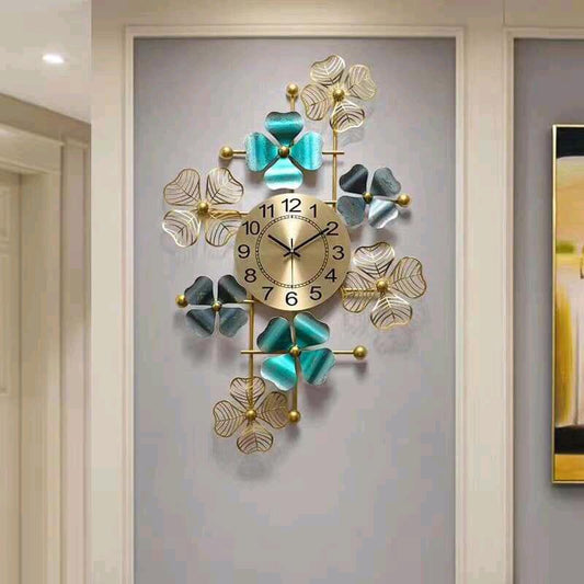 Wall Clock - Alexandra Majesty
