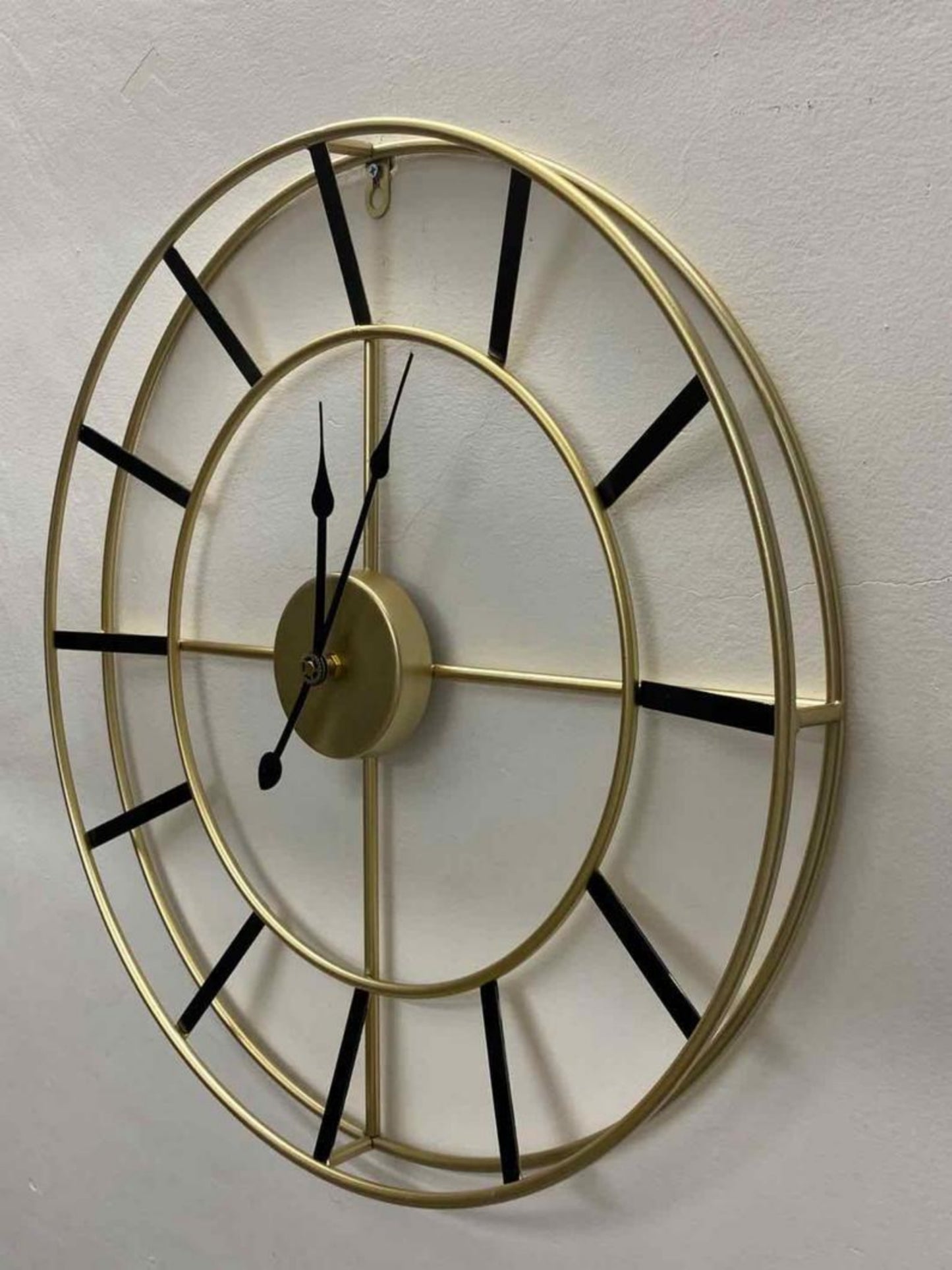 Wall Clock - Culinary Rhythm Keeper